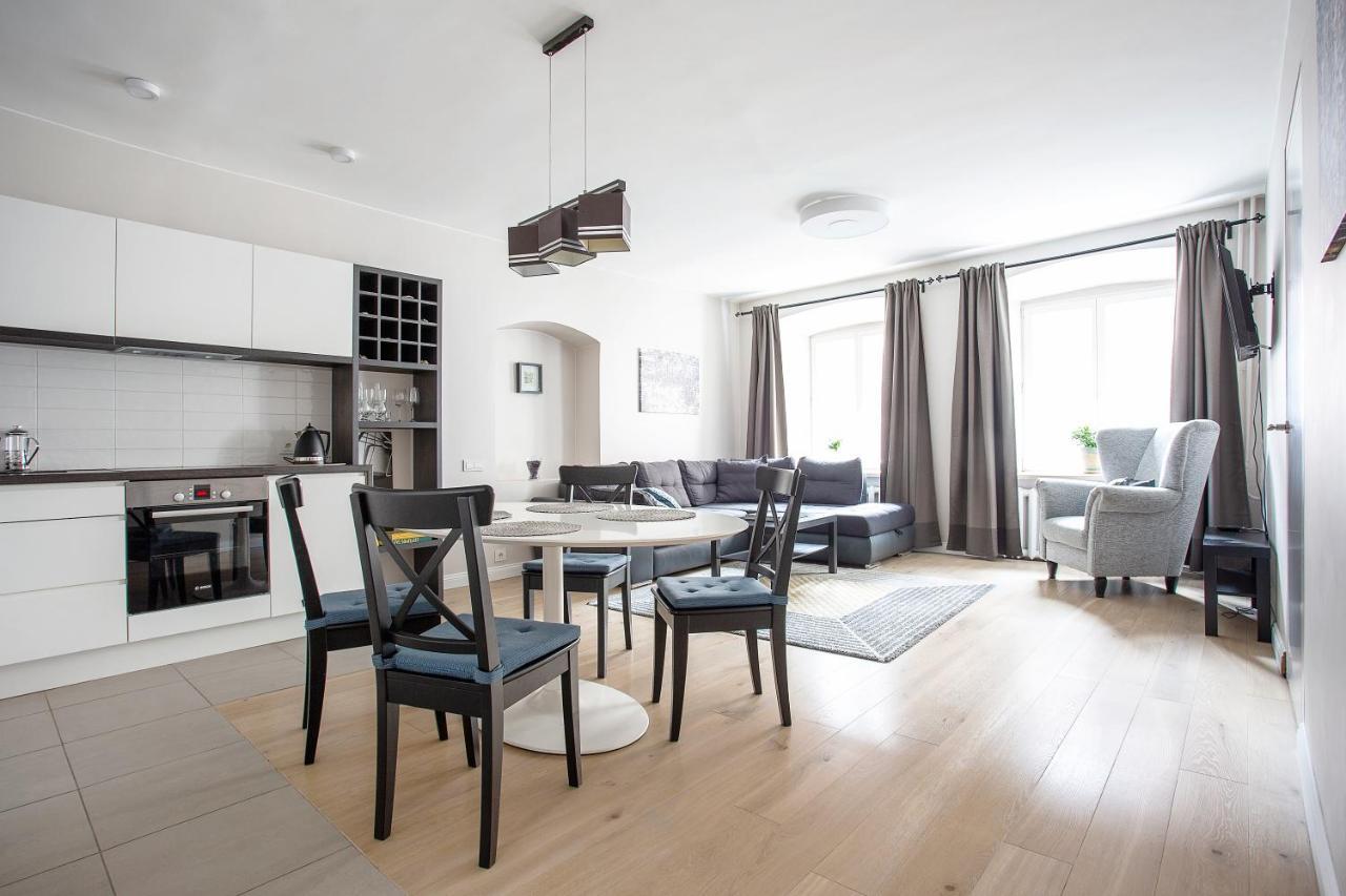 Baron'S Town Hall Apartments فيلنيوس المظهر الخارجي الصورة